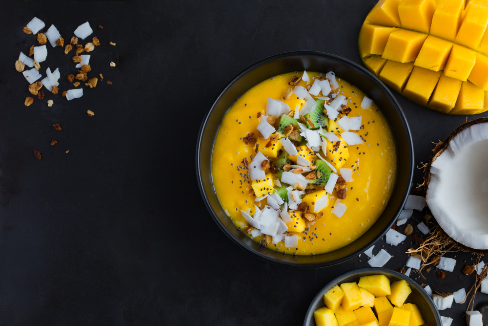 tropical-smoothie-bowl